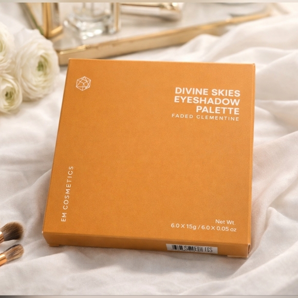 EM Cosmetics Other - EM Cosmetics Divine Skies Eyeshadow Palette